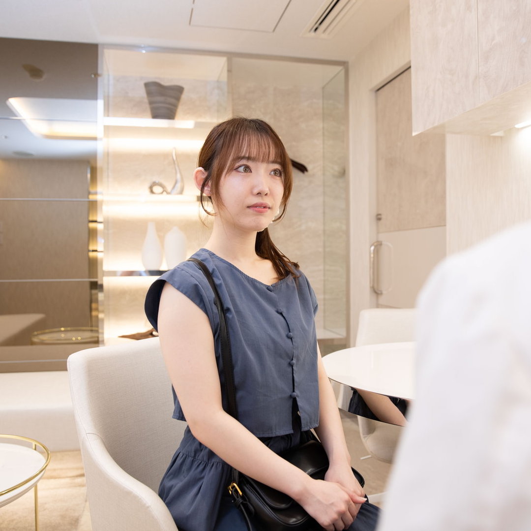 陥没乳頭のカウンセリングをしている様子