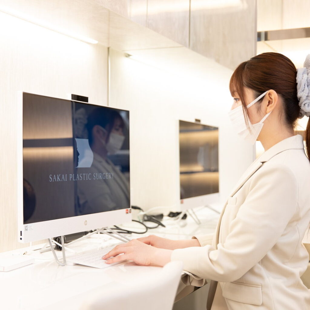 婦人科形成のアフターフォローをしているところ