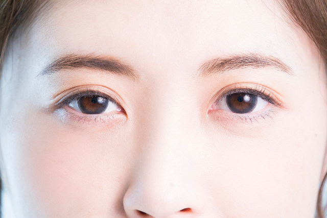 眼瞼下垂になりやすい人の特徴